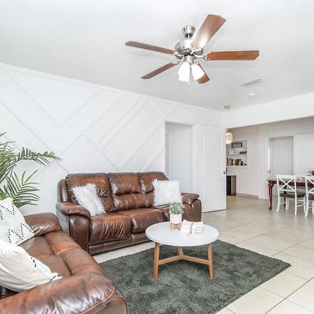 6 Bedroom Bucs Airport Mall Beach Wifi Tampa Exterior photo