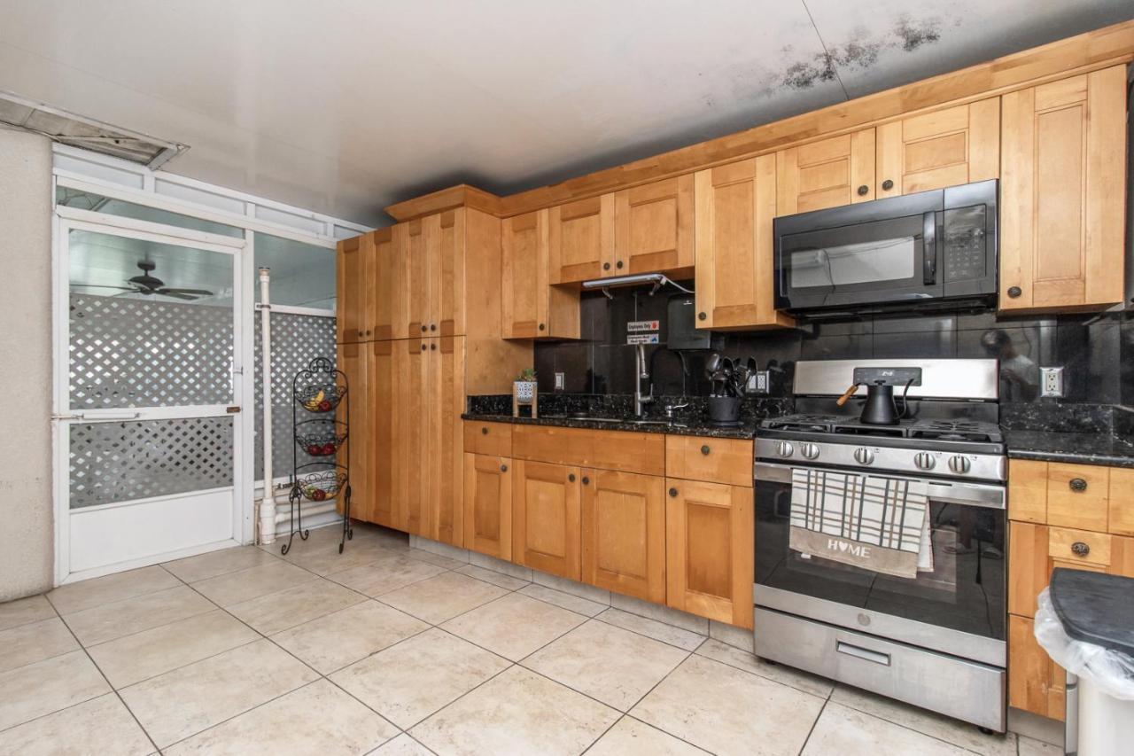 6 Bedroom Bucs Airport Mall Beach Wifi Tampa Exterior photo